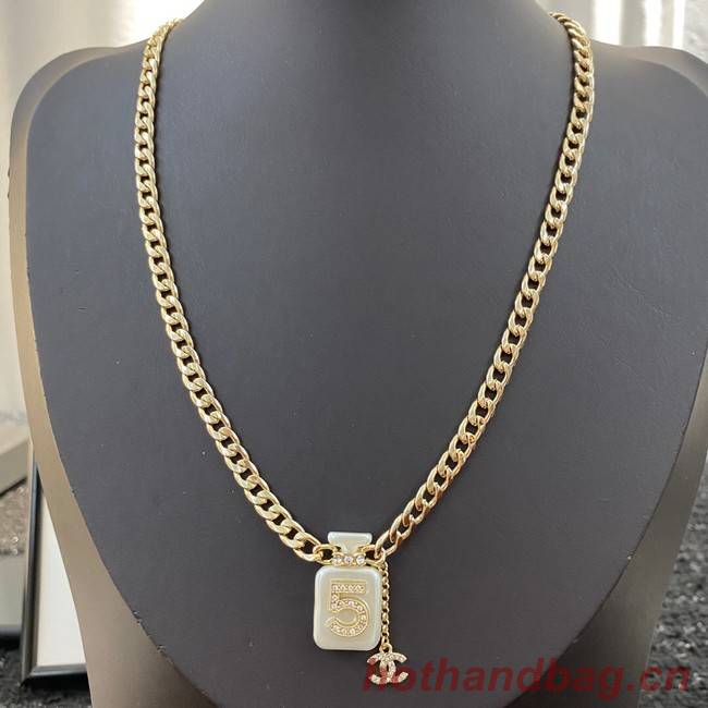 Chanel Necklace CE8513