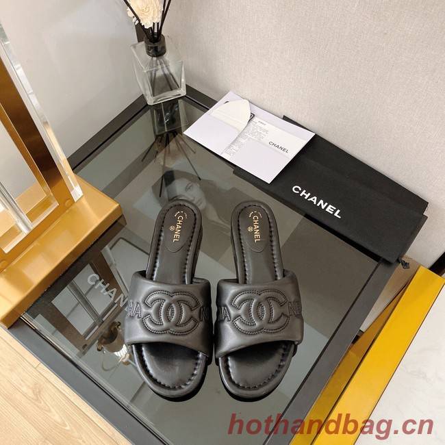 Chanel slipper 61801-3