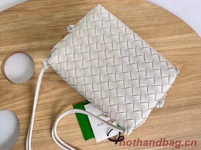 Bottega Veneta Medium intrecciato leather cross-body bag 680256 White