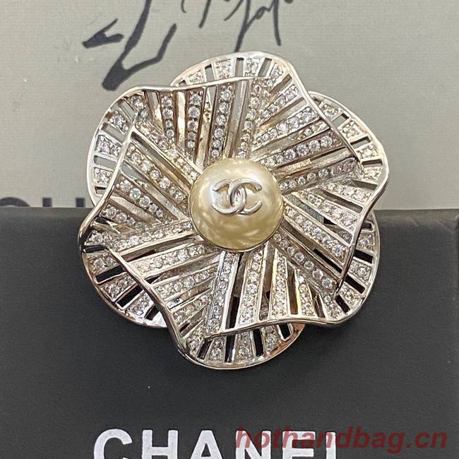 Chanel Brooch CE8935