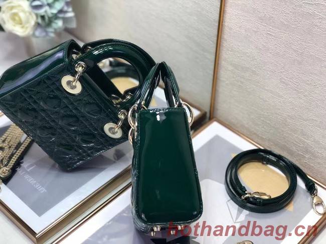 MINI LADY DIOR BAG Patent Cannage Calfskin M0505O green