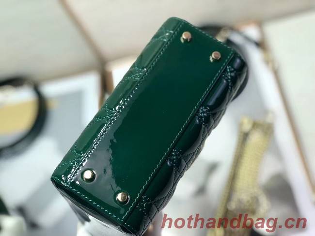 MINI LADY DIOR BAG Patent Cannage Calfskin M0505O green