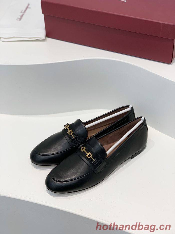 Ferragamo Shoes FMS00048