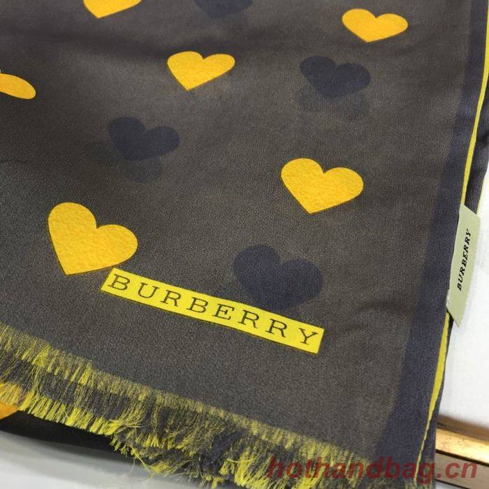 Burberry Scarf BBC00035