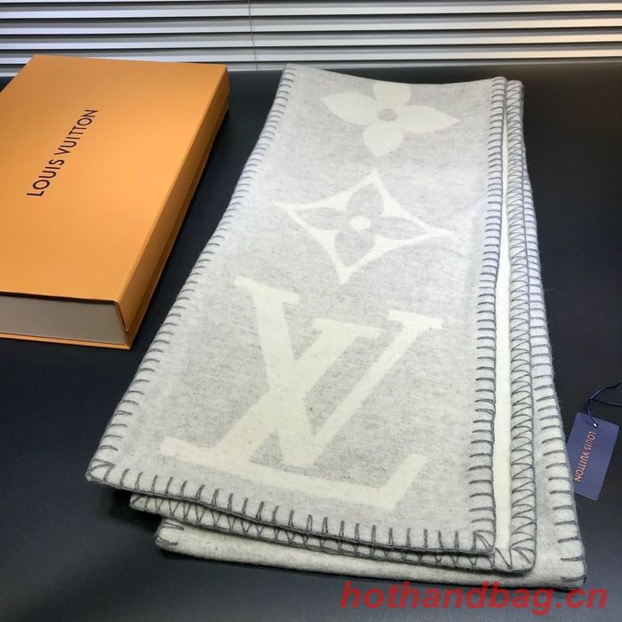 Louis Vuitton Scarf LVC00020