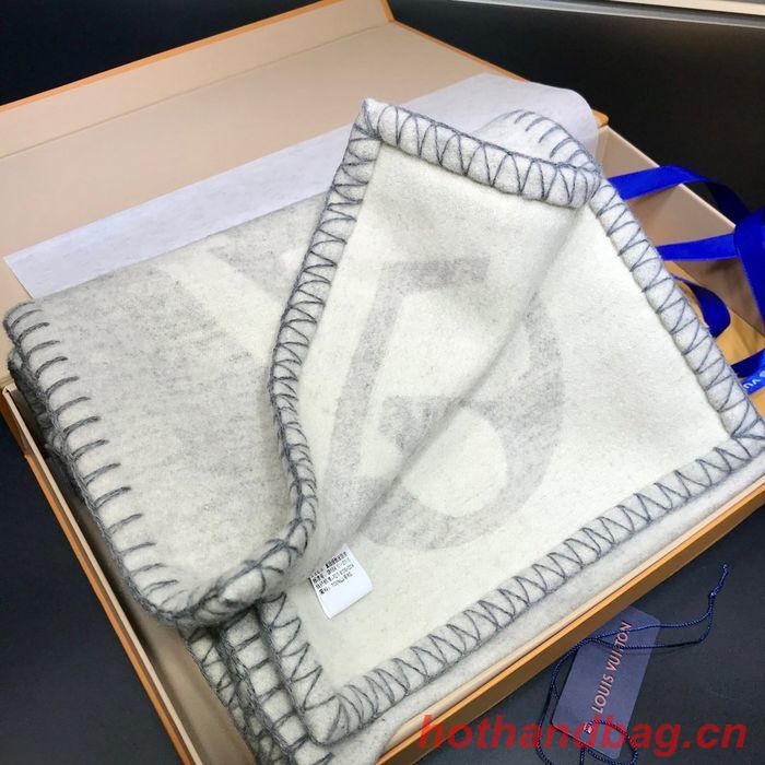 Louis Vuitton Scarf LVC00020