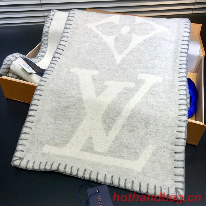 Louis Vuitton Scarf LVC00020