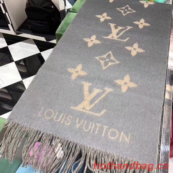 Louis Vuitton Scarf LVC00036