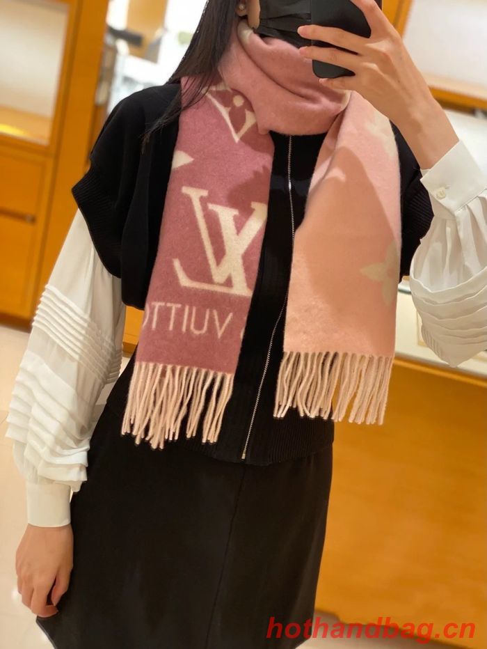 Louis Vuitton Scarf LVC00039