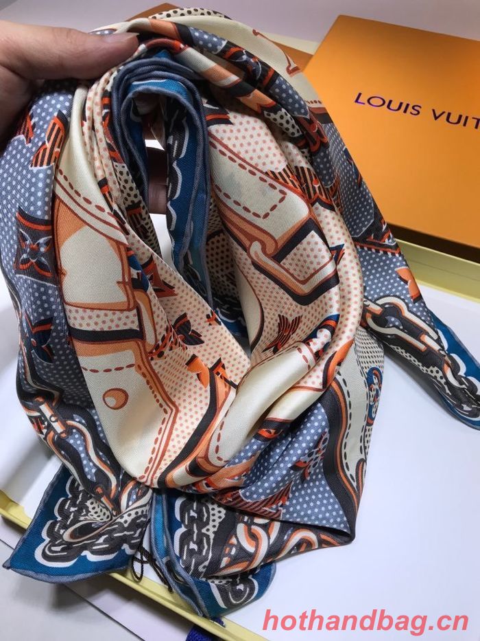 Louis Vuitton Scarf LVC00135