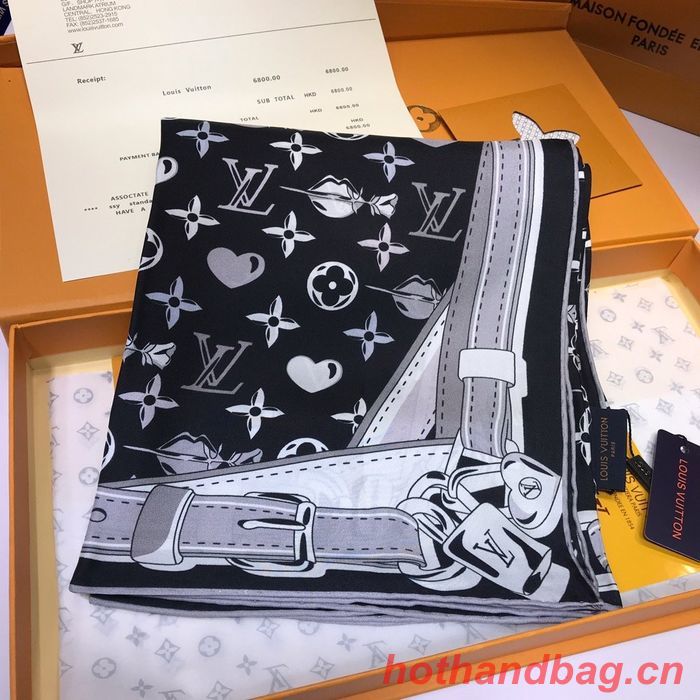 Louis Vuitton Scarf LVC00147