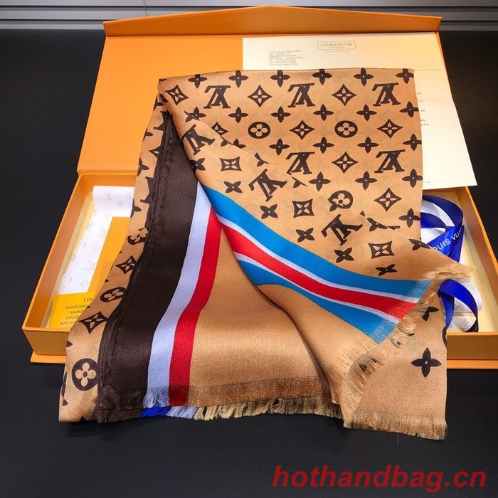 Louis Vuitton Scarf LVC00192