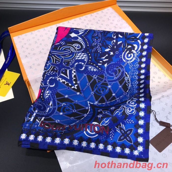 Louis Vuitton Scarf LVC00199