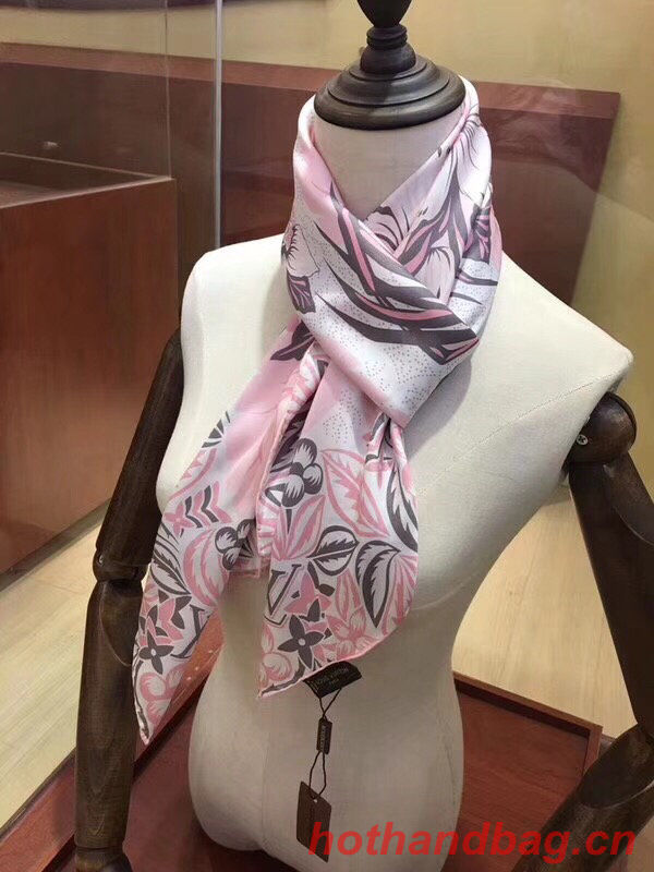 Louis Vuitton Scarf LVC00225