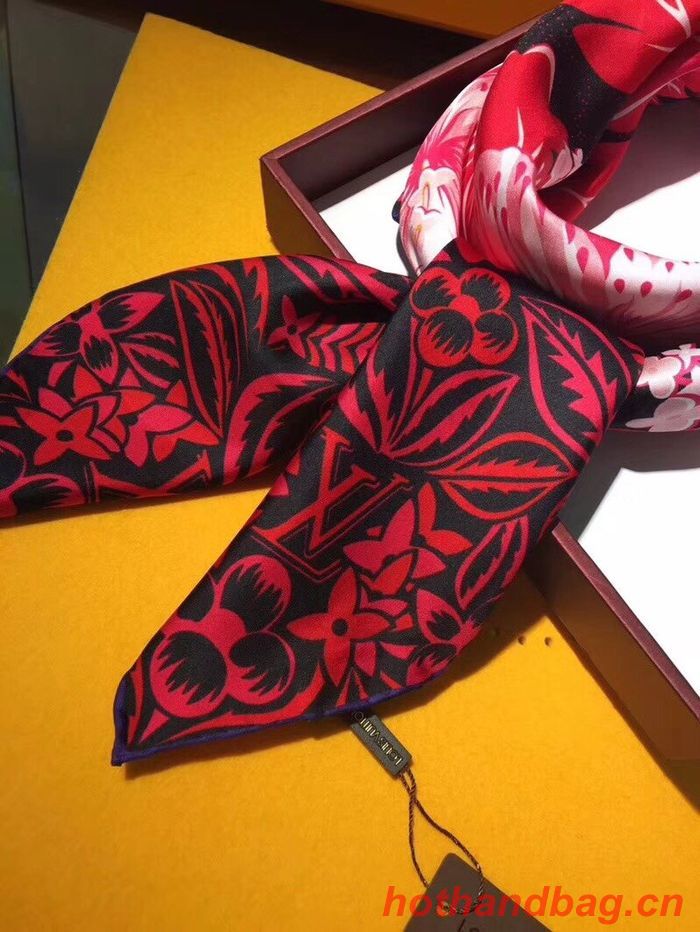 Louis Vuitton Scarf LVC00227