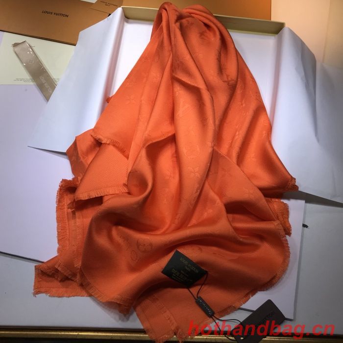 Louis Vuitton Scarf LVC00301