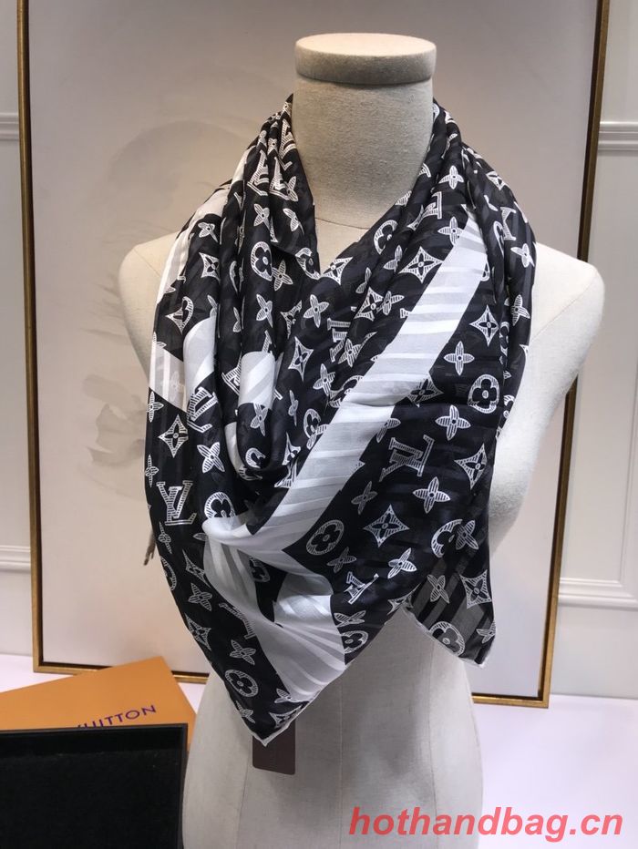 Louis Vuitton Scarf LVC00311