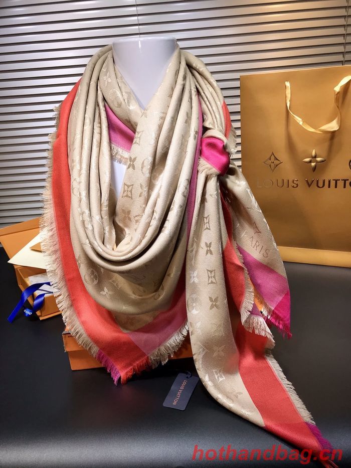 Louis Vuitton Scarf LVC00318