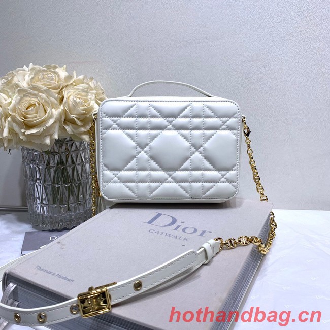 DIOR CARO BOX BAG WITH CHAIN Latte Quilted Macrocannage Calfskin S5140UNG white