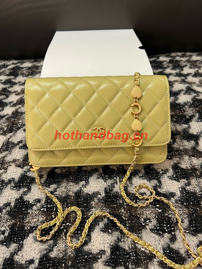 Chanel WALLET ON CHAIN AP3035 green