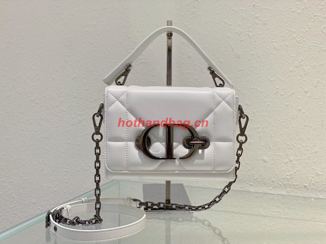 DIOR 30 MONTAIGNE BOX BAG WITH HANDLE Latte Maxicannage Lambskin M9218B WHITE