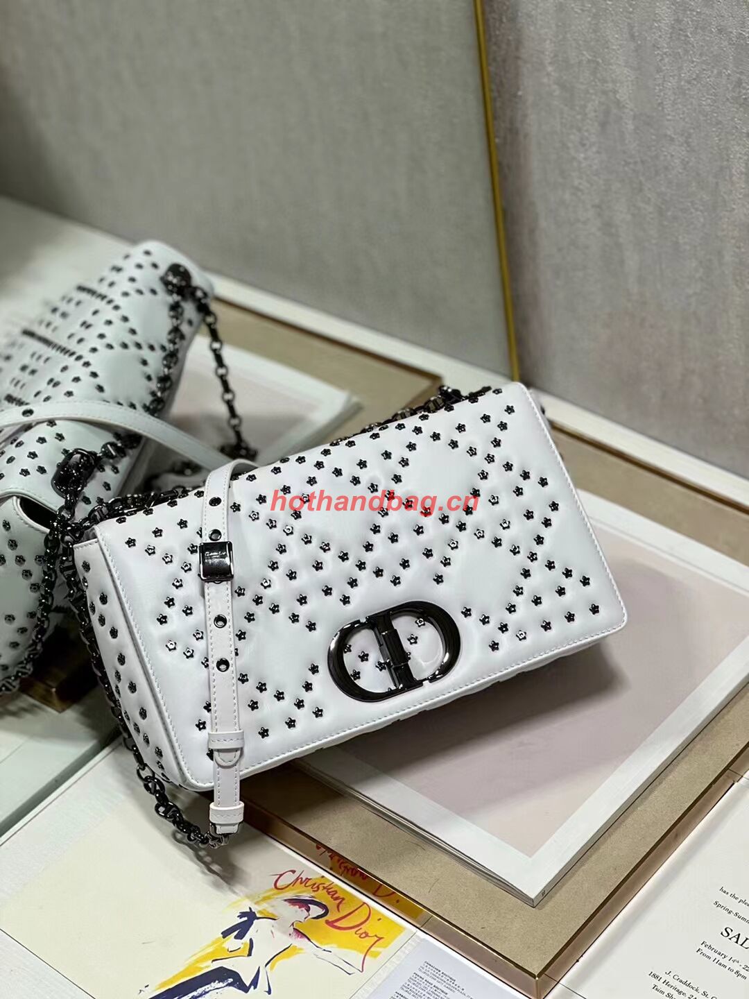 DIOR CARO MACROCANNAGE POUCH Macrocannage Calfskin with Star Motif C3136 white&black