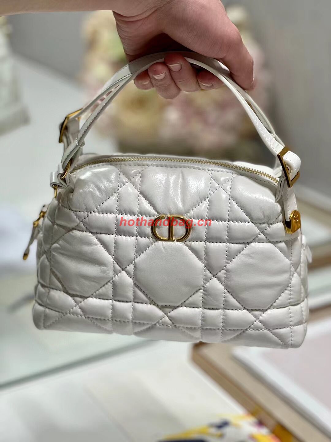 LADY DIOR TOP HANDLE SMALL BAG Latte Cannage Lambskin C0655 WHITE