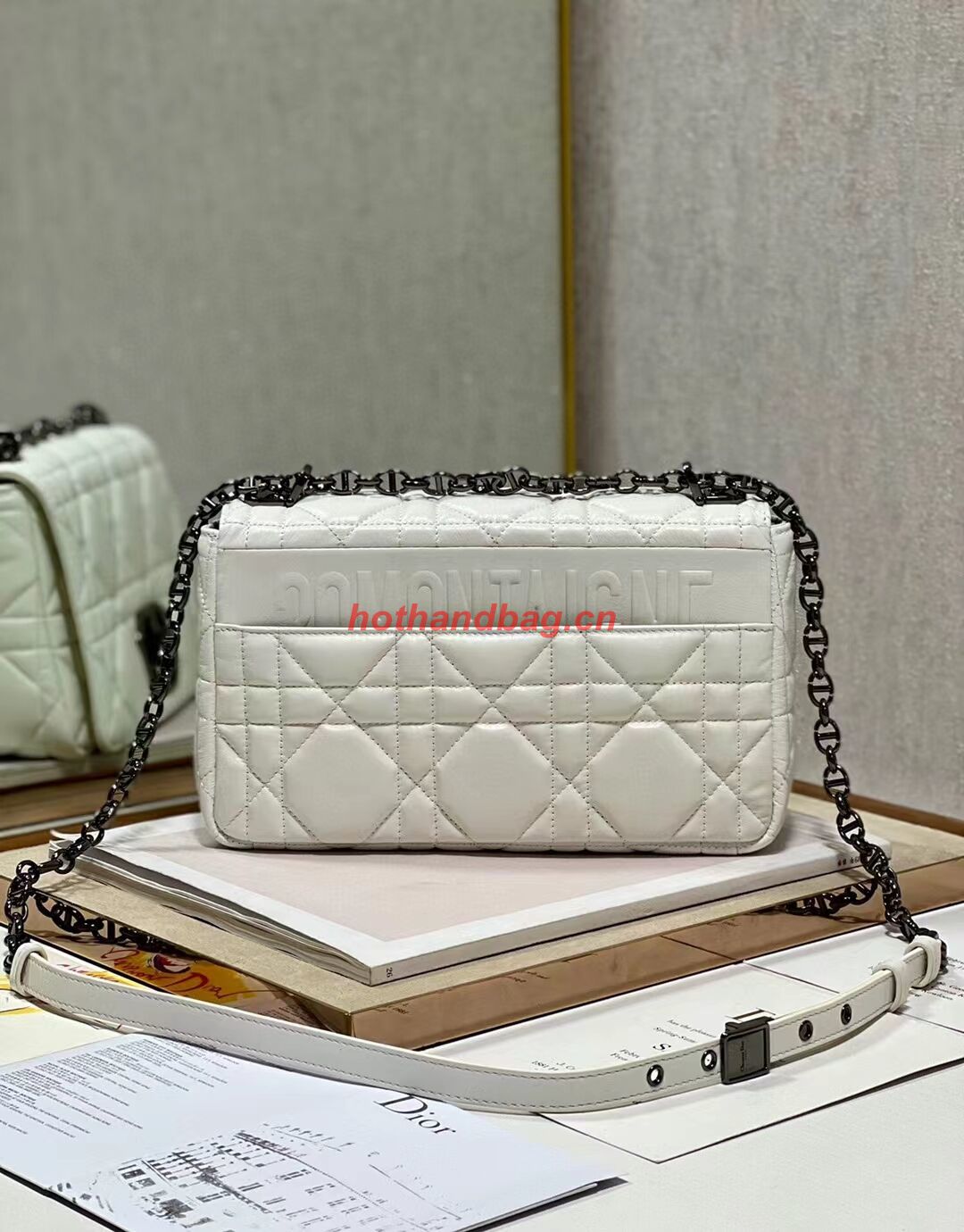 MEDIUM DIOR CARO BAG Supple Cannage Calfskin M9242U white&black