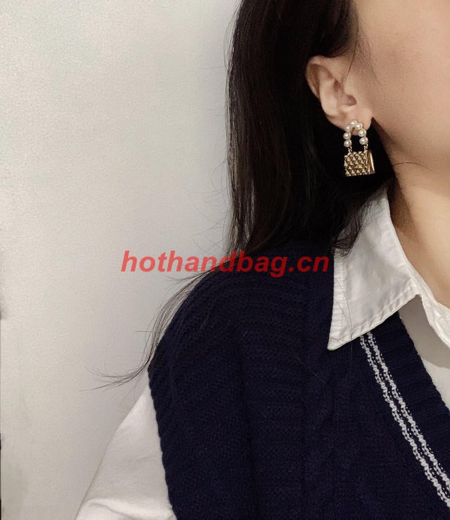 Chanel Earrings CE10806