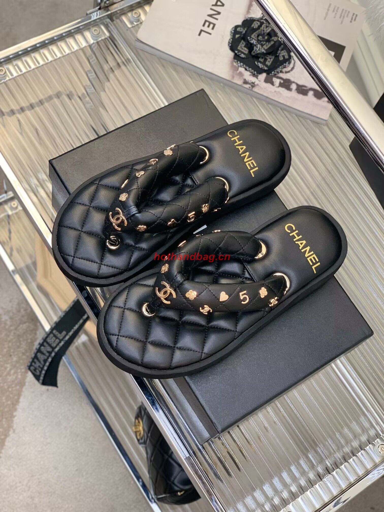 Chanel slippers CS39621 Black