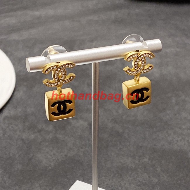 Chanel Earrings CE11065