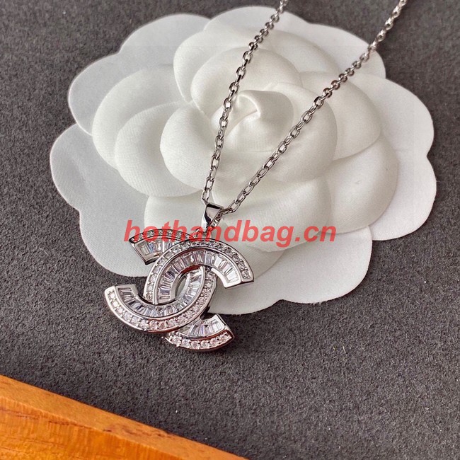 Chanel Necklace CE11151