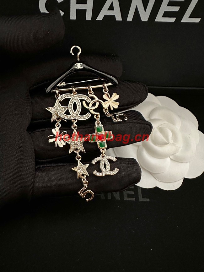 Chanel brooch CE11359