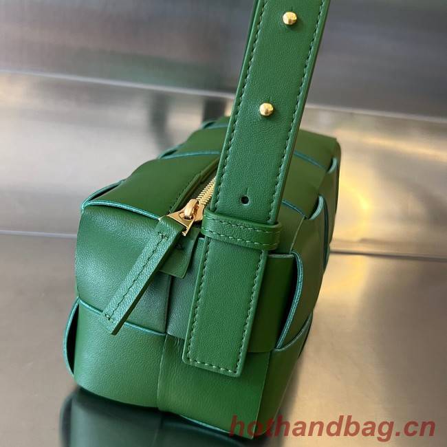 Bottega Veneta Brick Cassette 709360 green