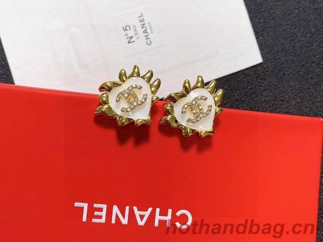 Chanel Earrings CE11614