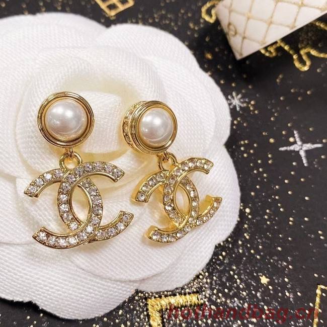 Chanel Earrings CE11622