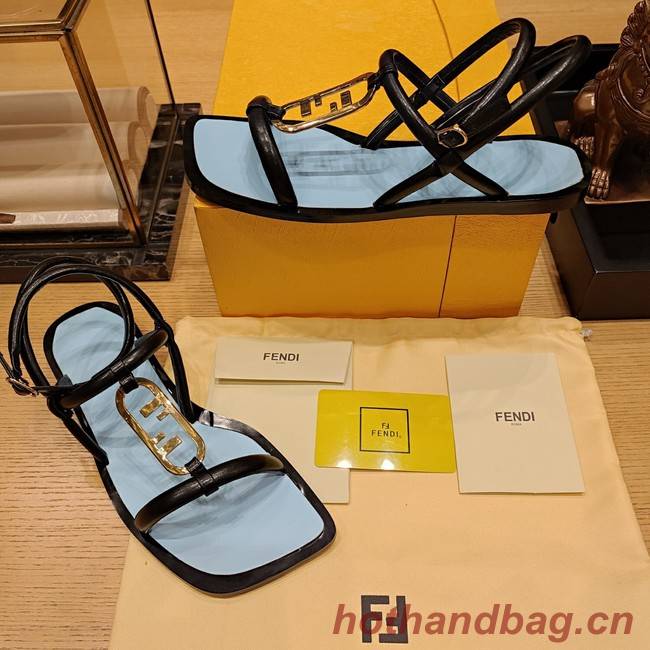 Fendi SANDALS 93477-4