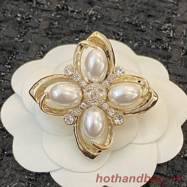 Chanel brooch CE11798