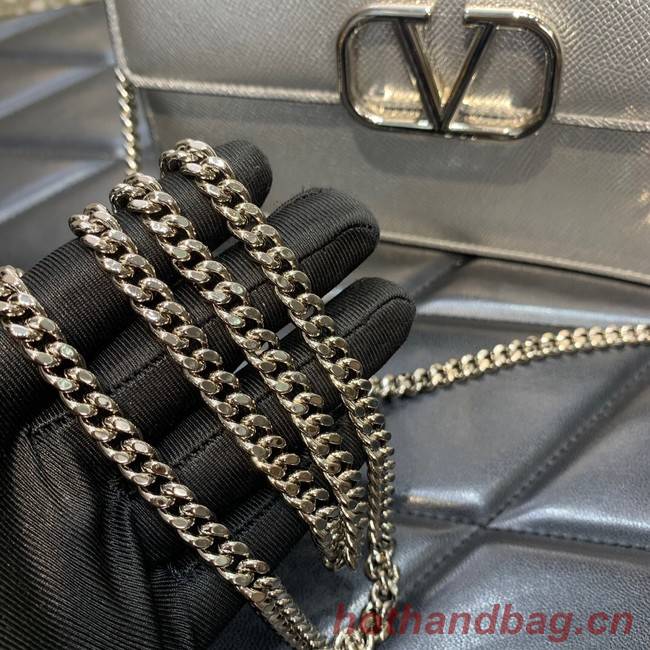 VALENTINO Garavani Rockstud Calfskin Chain bag 0S93VL silver