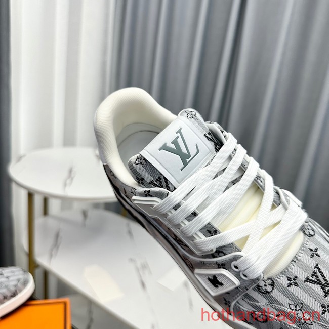 Louis Vuitton Trainer Sneaker 93624-1