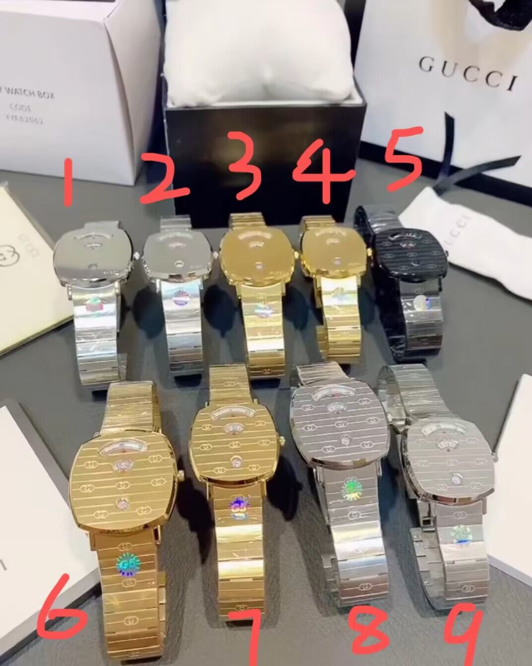 Gucci Couple Watch G42103