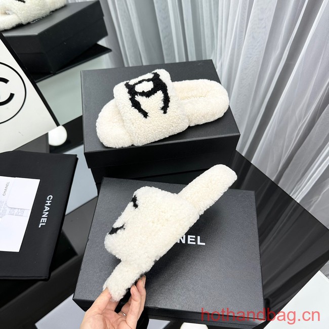 Chanel Slippers 93681-14