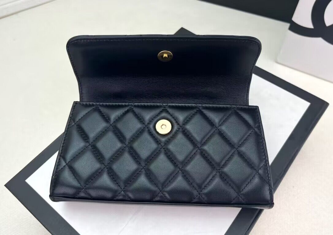 CHANEL 22B Kelly Pearl Top Handle Bag AP3562 Black