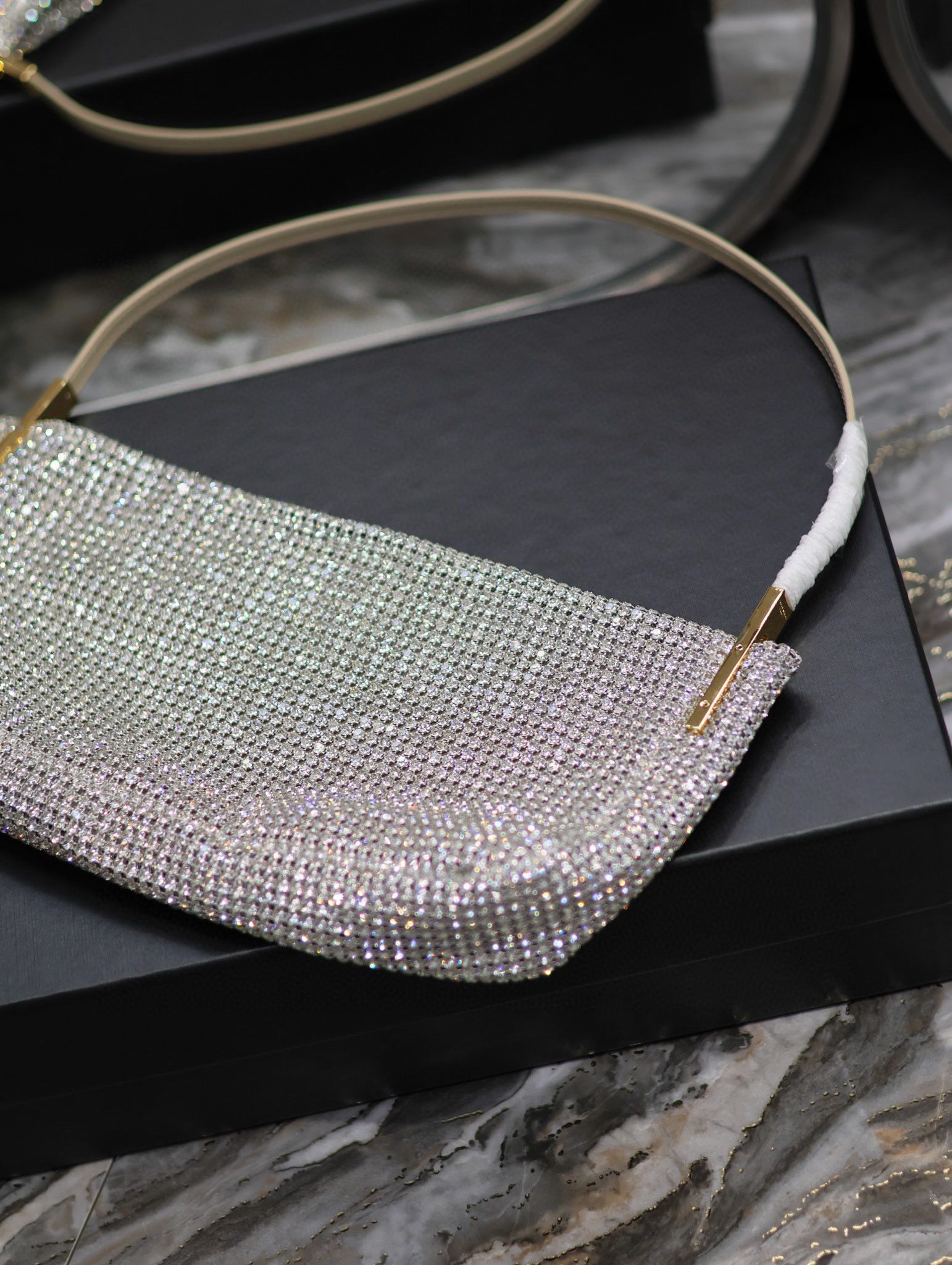 Yves Saint Laurent Suzanne Small In Rhinestones Mesh And Satin Shoulder Bag 741637 Silver