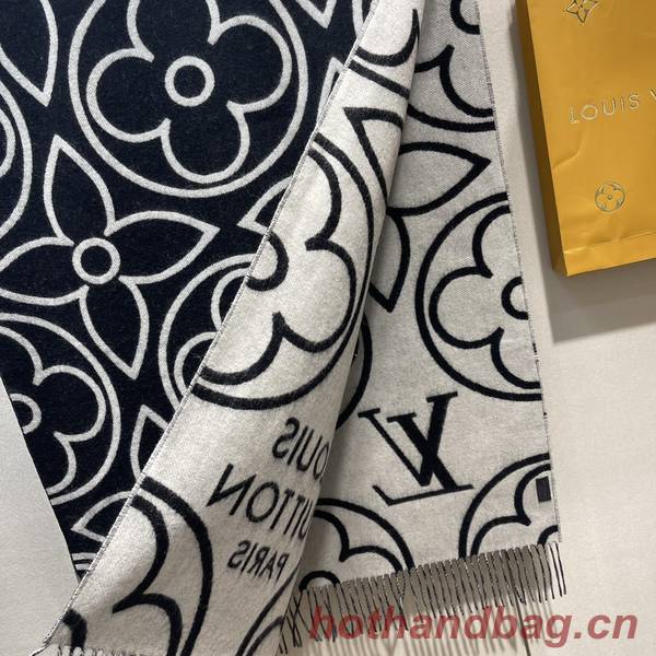 Louis Vuitton Scarf LVC00389