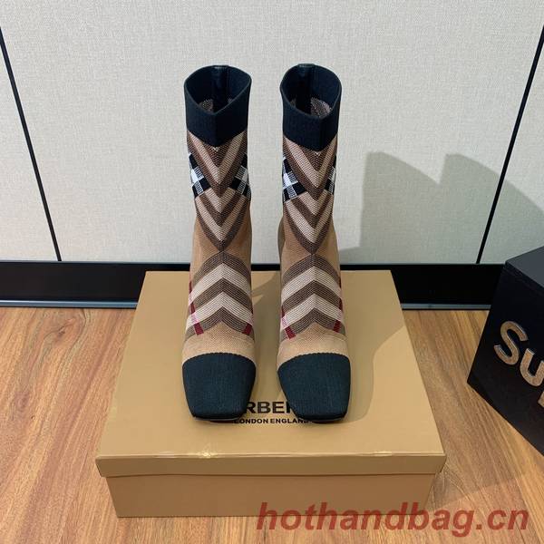 Burberry Shoes BBS00030