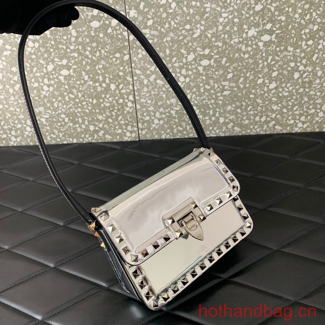 VALENTINO GARAVANI ROCKSTUD23 Small calfskin bag ZS098 silver