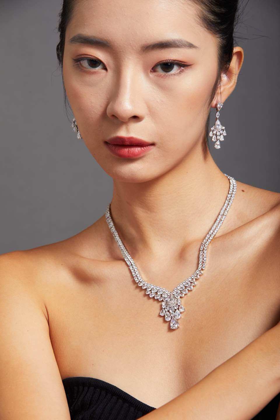 BVLGARI NECKLACE &Earrings CE13719