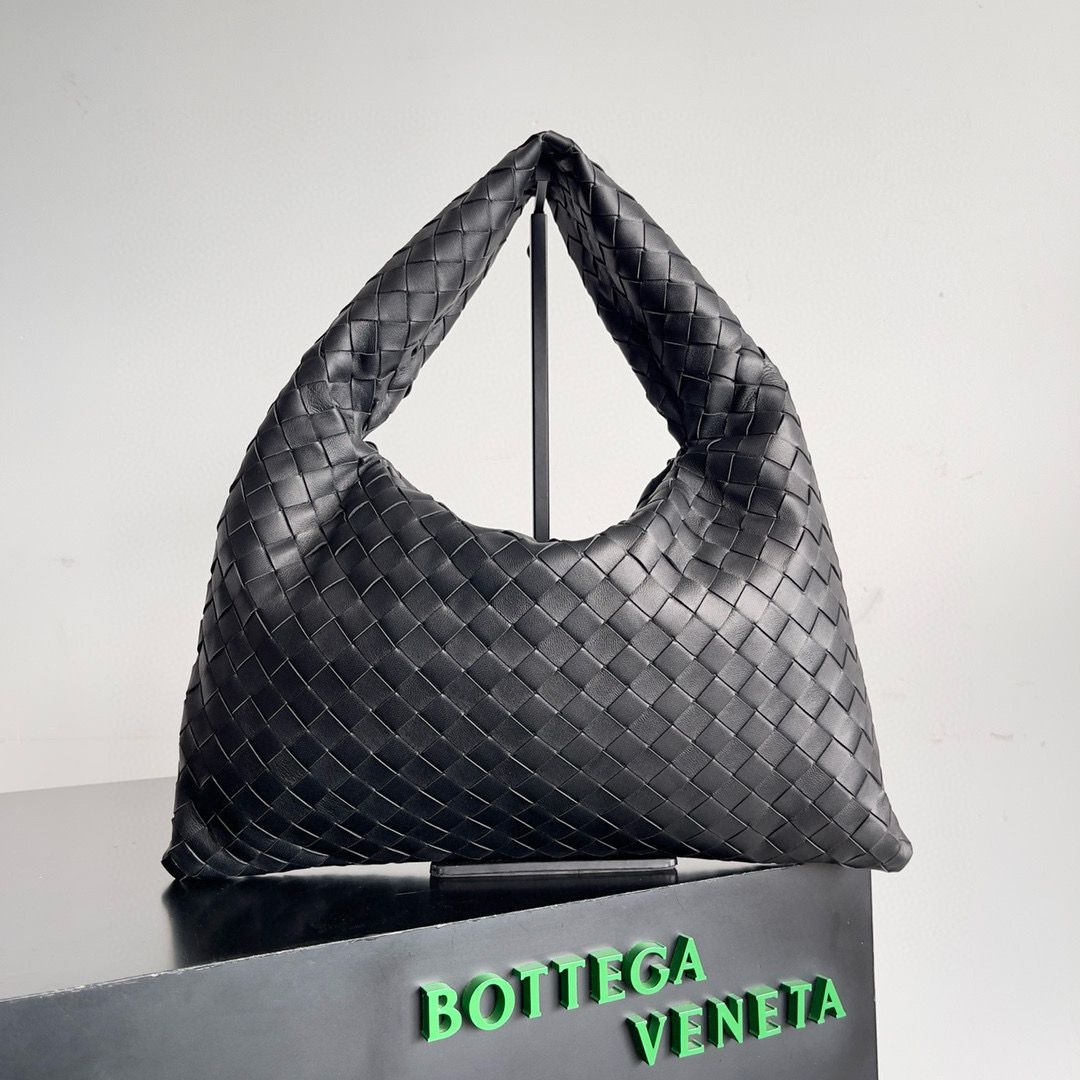 Bottega Veneta Medium Hop Original Leather Bag 763966 Black