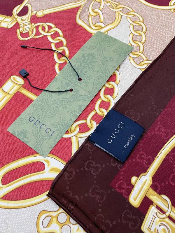 Gucci Scarf GUC00329